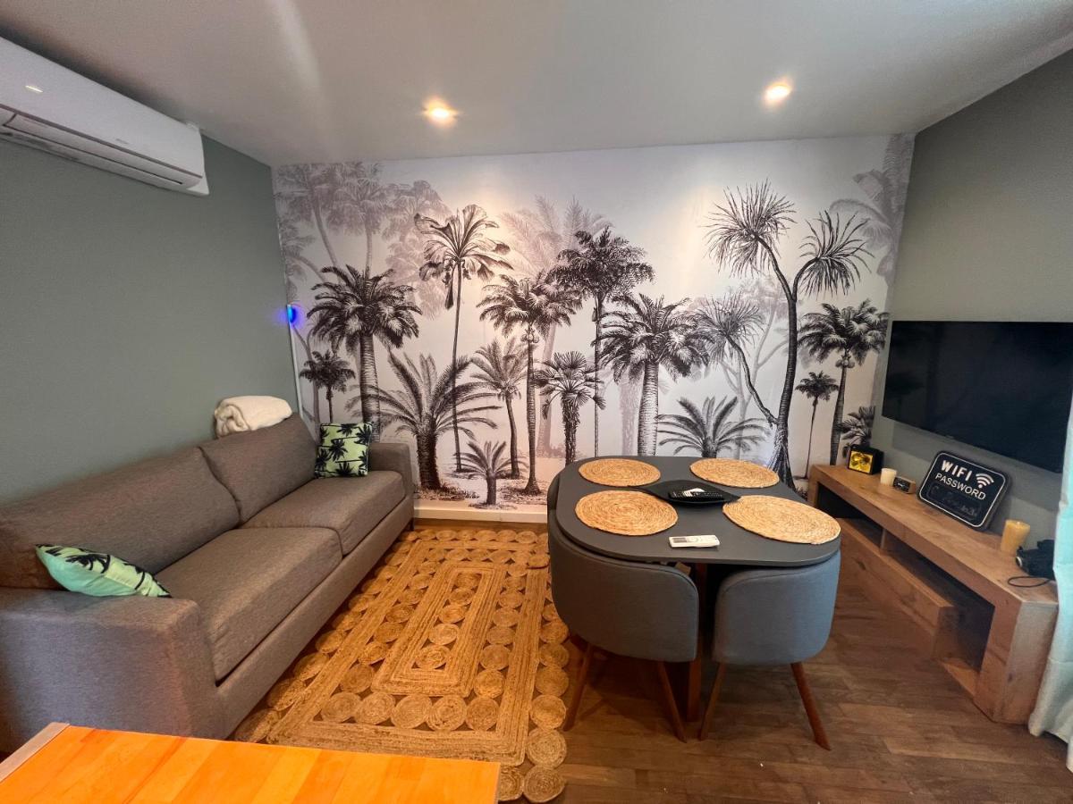Апартаменти T2 Cosy / Quartier Calme / Magasins D'Usine A Proximite Saint-Julien-les-Villas Екстер'єр фото